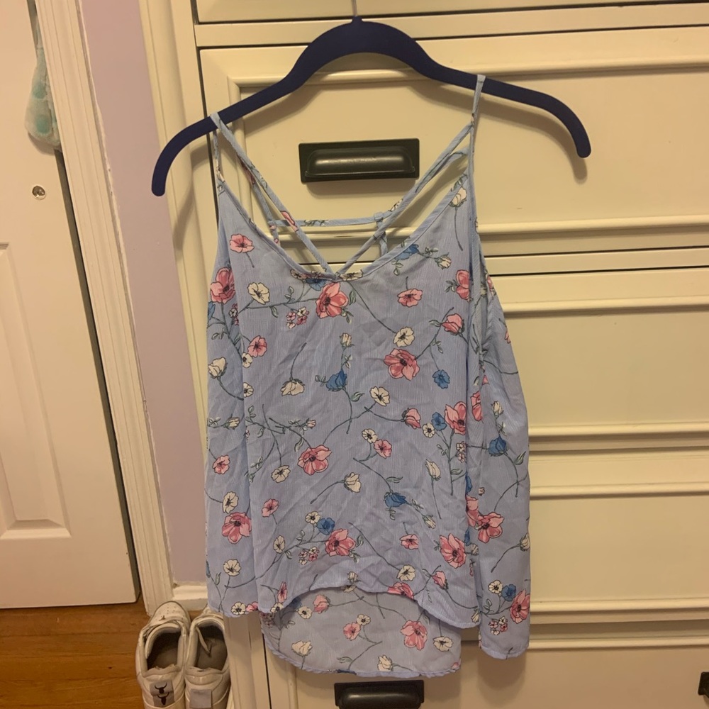 super cute floral top